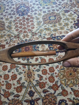 Weaving shuttle used, old boat style collectible