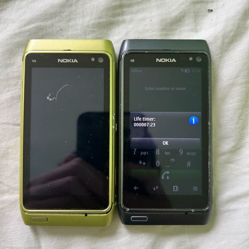 Nokia N8 used phones for parts, set of 2
