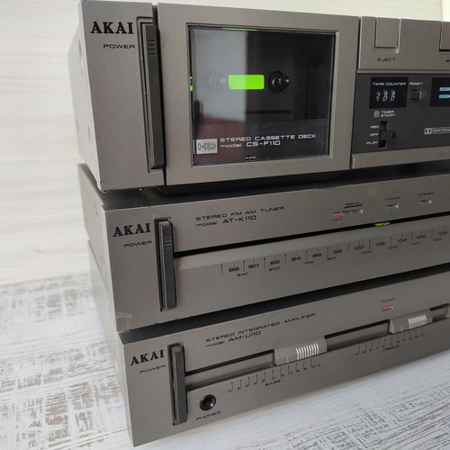 Akai 110 Audio Stack used, amplifier AM-U110, tape deck CS-F110, tuner AT-K110