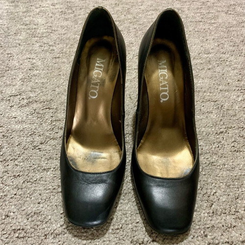 Migato leather casual pumps like new, black and gold