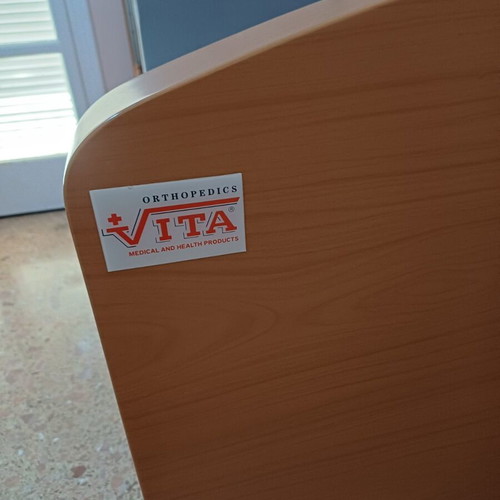 Κρεβάτι μηχανικό σαν καινούργιο με τηλεκοντρόλ