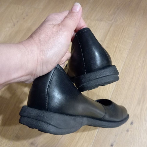 Ecco leather loafers size 39 like new black