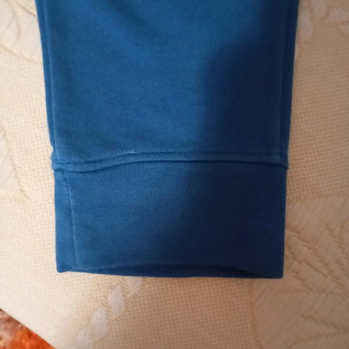 Under Armour tracksuit turquoise like new, size Large