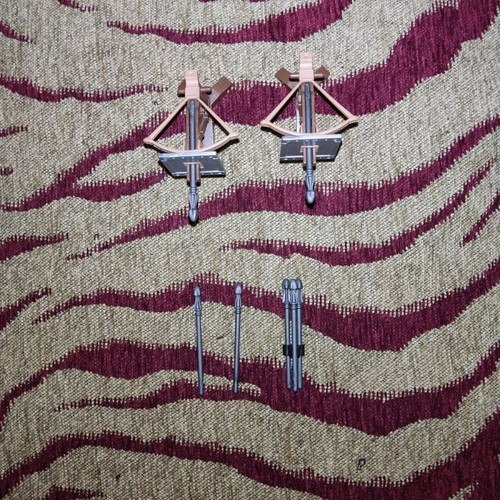 Playmobil crossbows with arrows like new