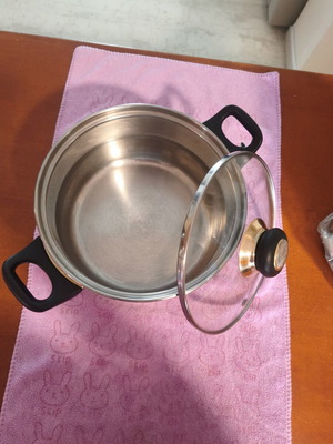 Empirestar stainless steel pot 28cm like new, Germany