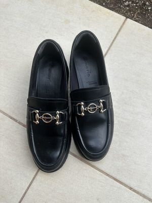 Tamaris women's moccasins, black, with heel protector