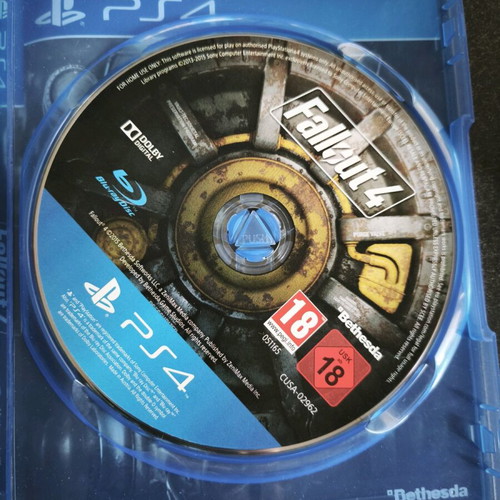 Fallout4 PS4 like new, German-English