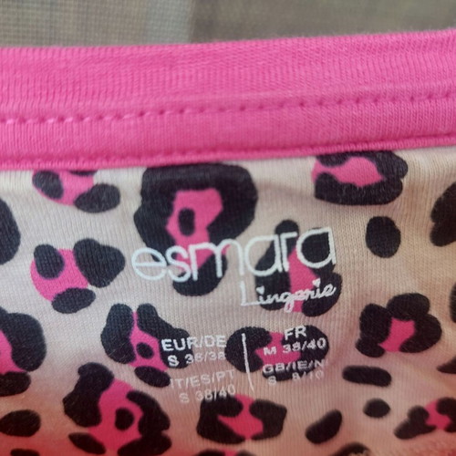 Esmara fuchsia pajama top like new, Small loose fit