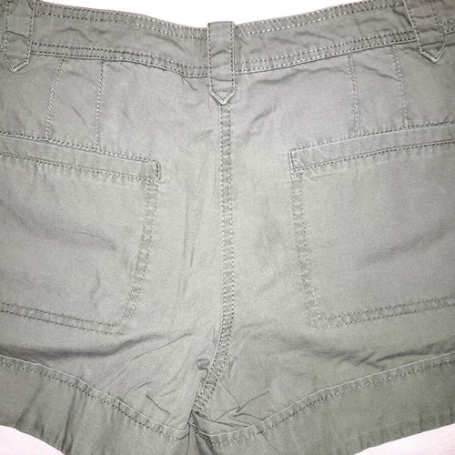 H&M women's khaki shorts size 38 used