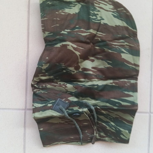 Military jacket No 8 (Large) waterproof with hood, authentic