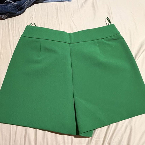 Zara green skort new with tags, size M