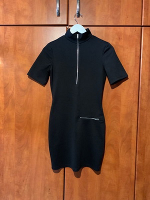 Zara black mini dress used, elastic fabric, zipper detail