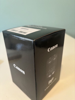 Canon RF 15-30mm F4.5-6.3 IS STM lens, like new