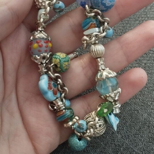 Vintage bracelet with colorful Murano-style glass beads, like new