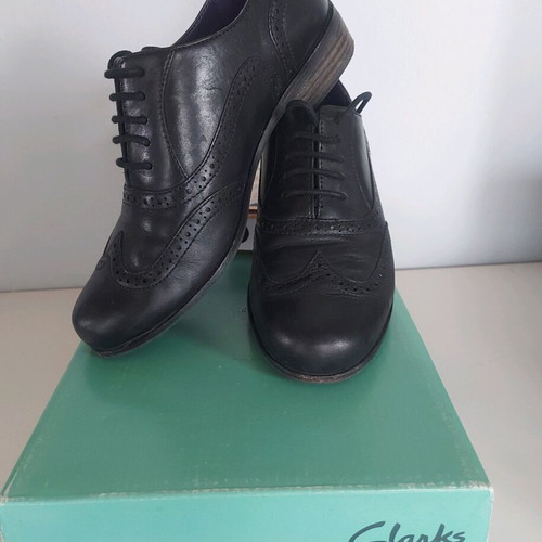 Clarks Oxford Shoes like new, leather, size 37