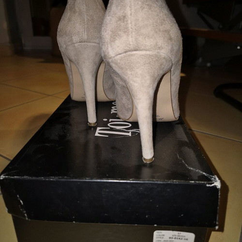 Toi & Moi nude pump size 37 like new