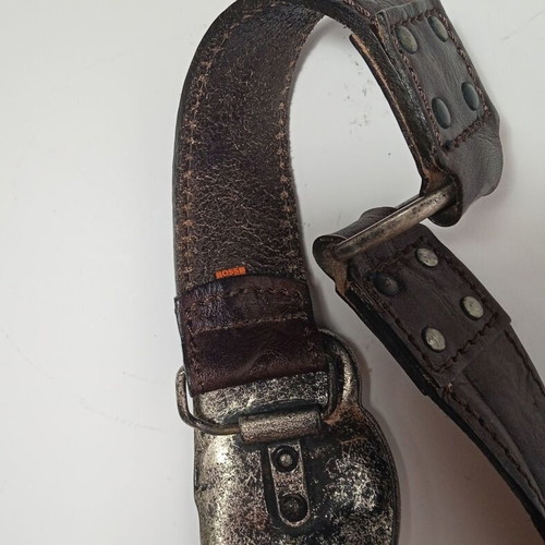 Hugo Boss leather men's belt with metal buckle 100cm used, brown