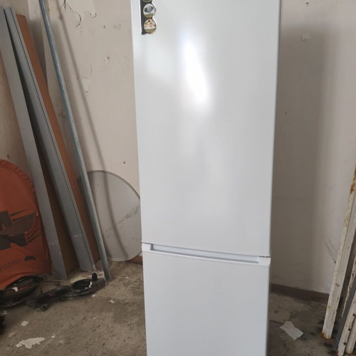 Morris W71261CAP fridge freezer new, 267L, A++ energy class, white