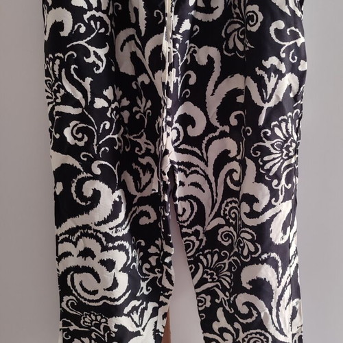 Women's Palazzo Pants new, sizes L and XL, black and white