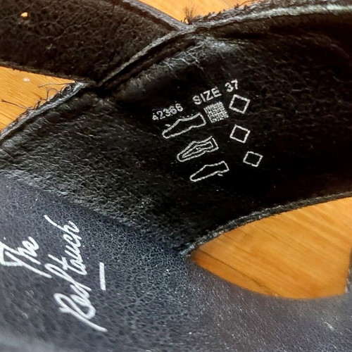 Xti women's black platform sandals size 37 lightly used