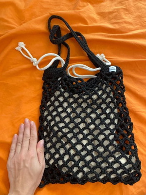 Handmade Bag Woolloop σαν καινούργια ώμου μαύρο και μπεζ