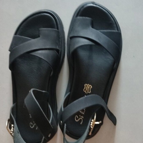 Bozikis leather sandals like new, size 39, black