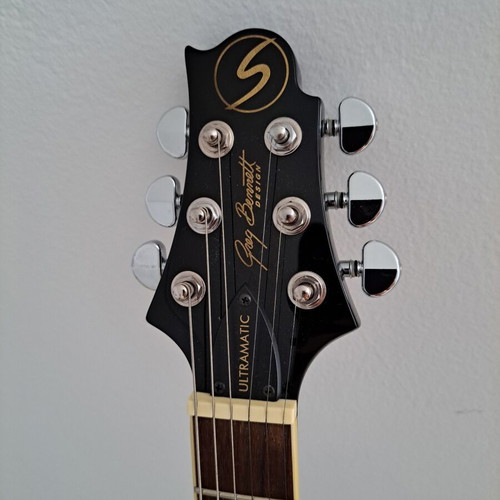 Electric guitar with Laney amplifier like new