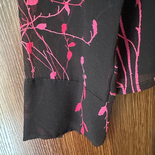 Fenn Wright Manson Silk Shirt Black with Fuchsia Size 38 M Like New