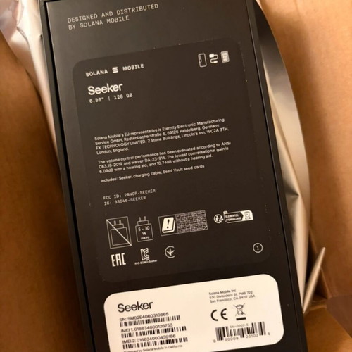 Solana Seeker Phon Android smartphone new, 128GB, black
