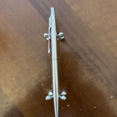 Parker Classic steel pen used, needs refill