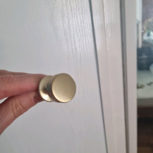 Knobs gold/brass matte finish, 27 pieces, like new