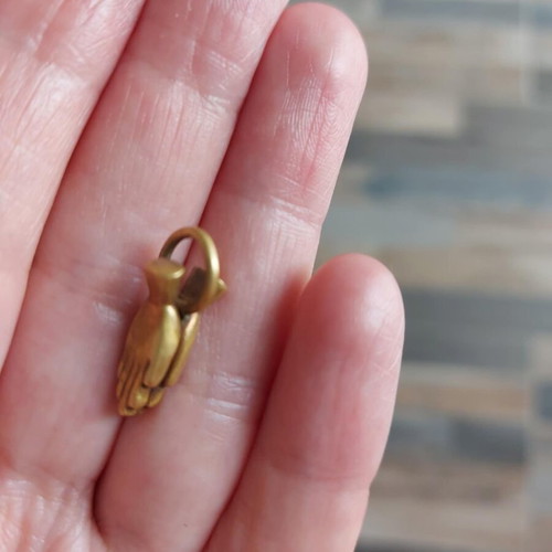 Namaste pendant necklace new, made of brass