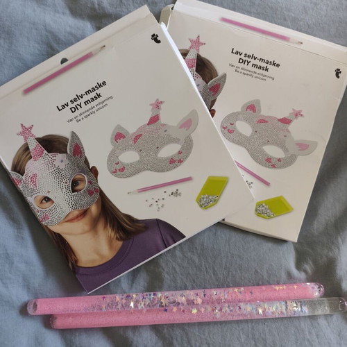 DIY masks and glitter play set new, pack of 4