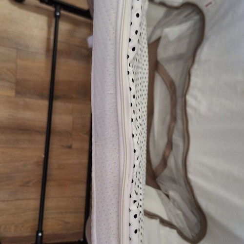 Chipolino double-level baby cot with mosquito net and wheels