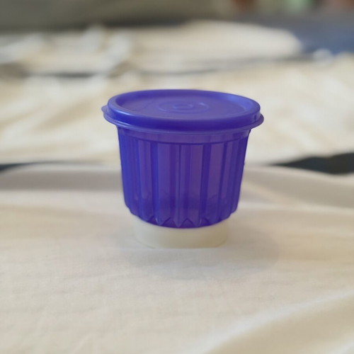 Tupperware Jel-ette mold like new for food and desserts