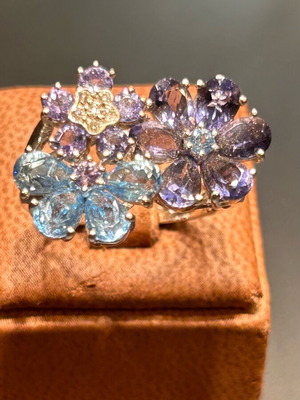 White gold k18 ring with brilliant, aquamarine and amethysts new