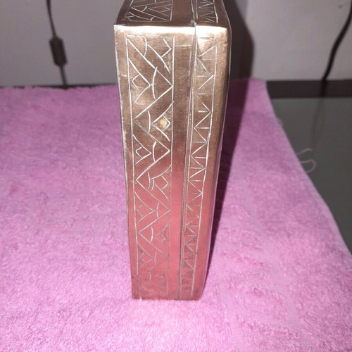 Jewelry box used with Egyptian carved designs, gold color