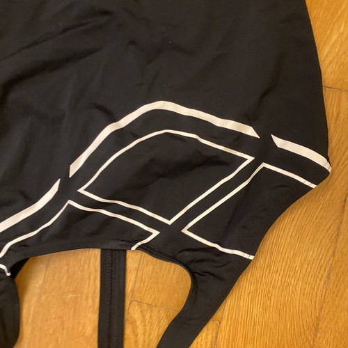Arena swimsuit like new, black and white, sizes S/M