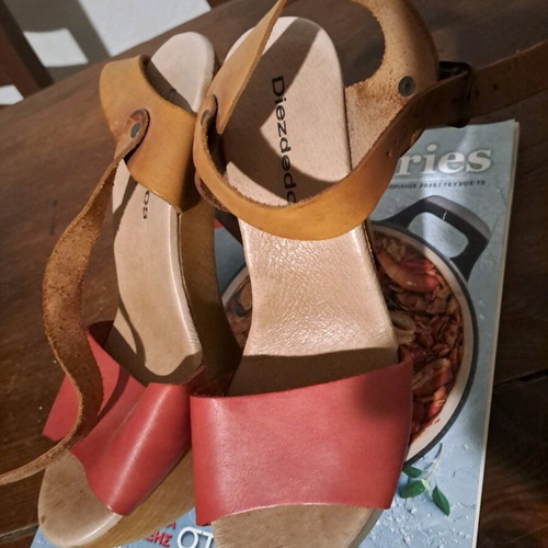 Sandals size 36 like new, multicolored