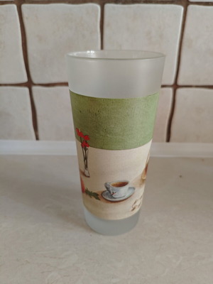 Lumidis Collectible Water Glass used with Vintage Decoration