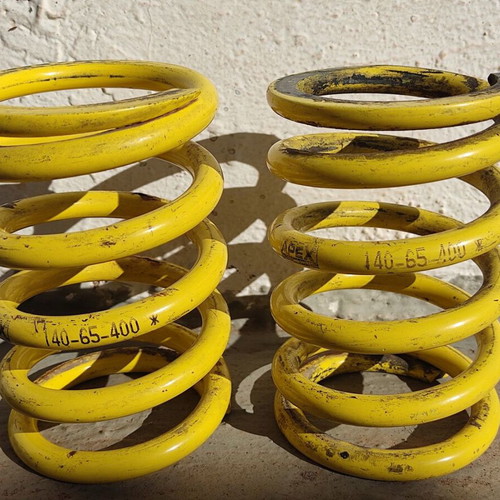Apex lowering springs used (140-65-400lb)