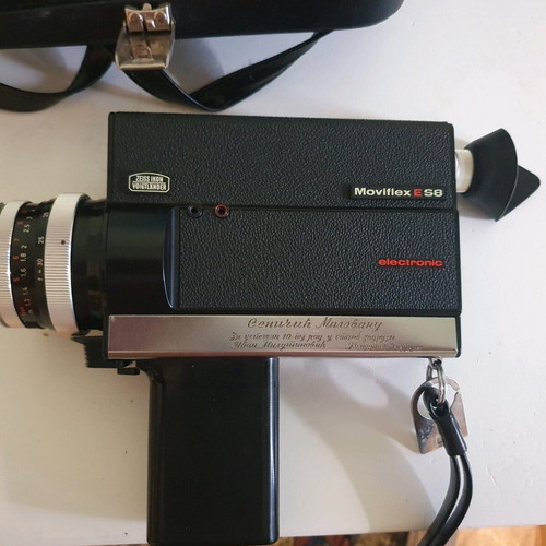 Zeissikon Voigtlander Moviflex ES8 film camera used, with two films