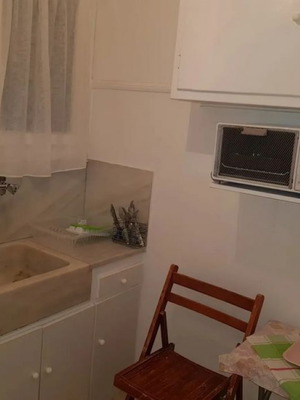 Γκαρσονιέρα επιπλωμένη 28 τ.μ. ημιυπόγειο στο Παγκράτι
