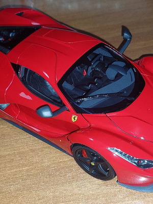 Ferrari LaFerrari BBR μοντέλο κλίμακα 1:18 σαν καινούργιο, οροφή Rosso Corsa
