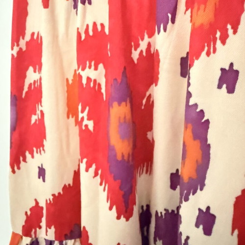 Maxi dress new with colorful print