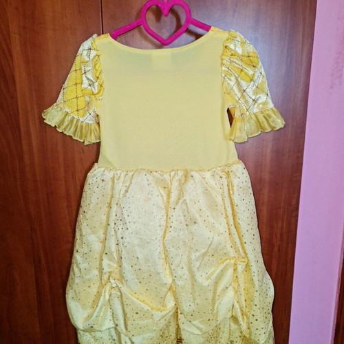 Disney Princess Bell costume like new, for 3 years old