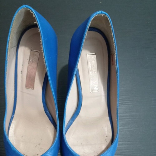 Marian blue pointed pumps like new, size 38