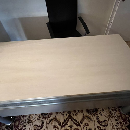 Satto office desk, new