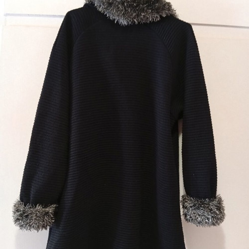 Long black half-coat/cardigan with removable collar, size L/XL