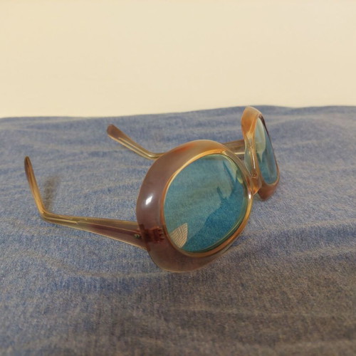 Vintage sunglasses 50s collectible used, horn-rimmed frame